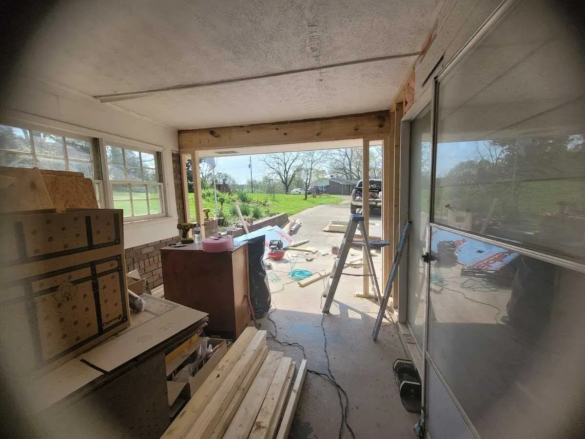 Air movers and dehumidifier for Water Mitigation Services in Winter Haven